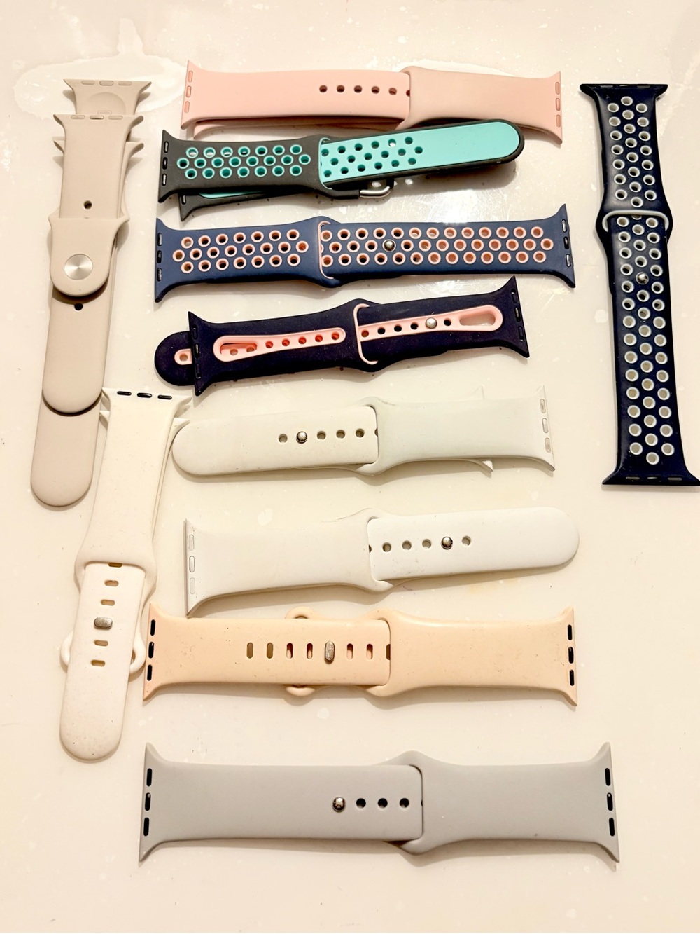 Bundle of 11 Silicone Replacement Smartwatch Bands - Mixed Colors Series 1 to 10